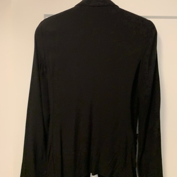 Aritzia Talula Black Blazer - Picture 5 of 5